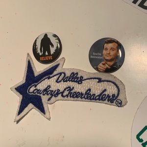 Dallas sew on and 2 pins